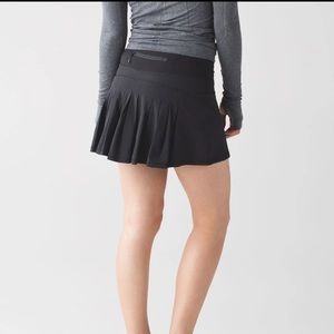 Lululemon Circuit Breaker Skirt 13"